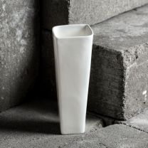 Vaza porcelan, 16,7cm, bela
