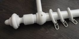 KARNISA FILIGRANO FI28mm, 160cm, bela plastična