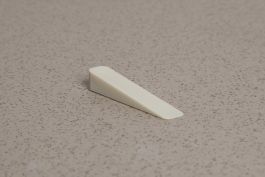 ZAGOZDICE PVC 0-5 MM ZA PLOŠČICE (200 kom) 