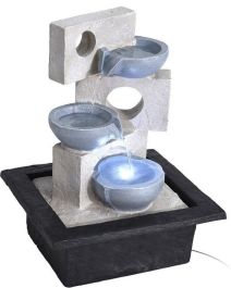 Fontana z led lučko, Koop.