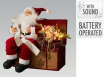 Figura božična božiček sedeč na skrinji LED, 52 cm